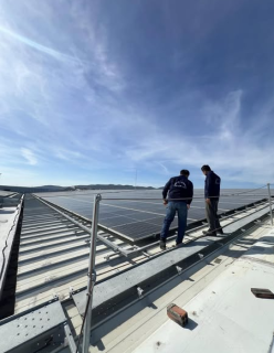 Việt Sky Power kiểm tra định kỳ hệ thống điện NLMT cho Khách hàng.